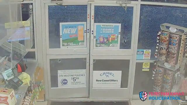 Сходил за покупками / Применение оружия полицией смотреть онлайн