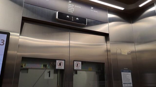 Hyundai MRL Elevator - DECATHLON, Triple Street Songdo, Incheon, KR смотреть онлайн