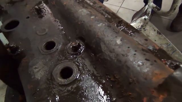 ПОЛУТОРКА. Разборка двигателя пролежавшего 75 лет на дне Ладоги (При поддержке СТО Дилижанс). смотреть онлайн