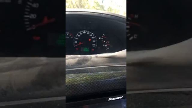 geely mk, холодная машина показывает перегрев, зашкаливает датчик температуры на холодную смотреть онлайн