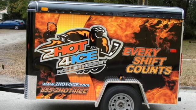 2Hot 4Ice Trailer Wrap смотреть онлайн