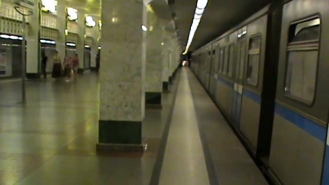 Русич на Бульваре Дмитрия Донского смотреть онлайн
