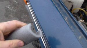 пахнет в салоне бензином и т.д. простой и дешёвый способ это исправить