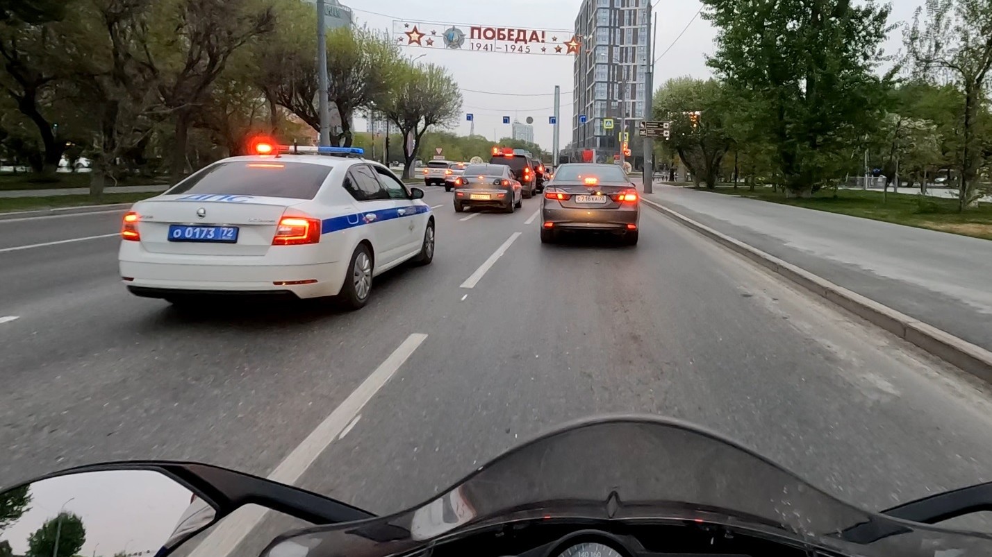 Они как вампиры | Ночные гонщики | Ох**вшие таксисты смотреть онлайн