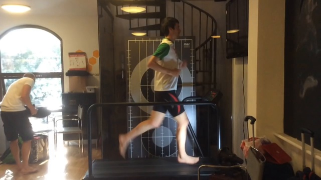 (Почти) Правильный бег Леонид Швецов смотреть онлайн