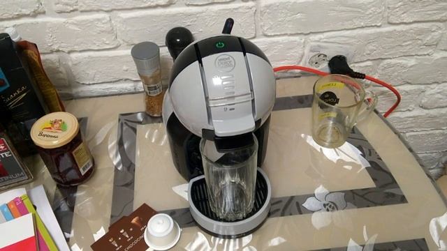 Капсульная кофемашина Krups Nescafe Dolce Gusto Mini Me KP123B10 смотреть онлайн