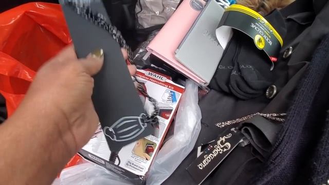 DUMPSTER DIVING | JACKPOT! THIS DUMPSTER IS LOADED! смотреть онлайн