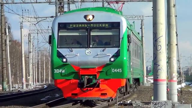 Электропоезд ЭД4м-0445 "ЦППК" смотреть онлайн