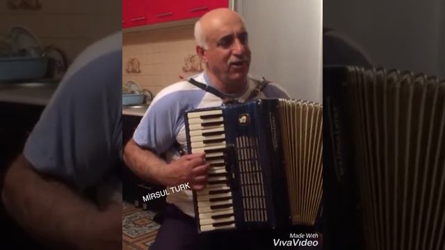 Kizir oğlu Mustafa-şarkı Binali tada ahıskali смотреть онлайн