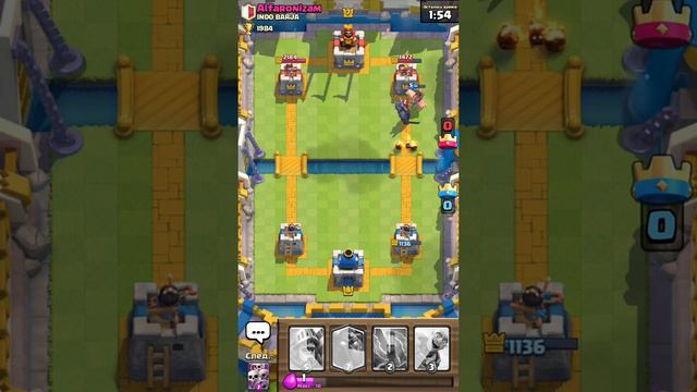 первый видос по clash royale😂 смотреть онлайн