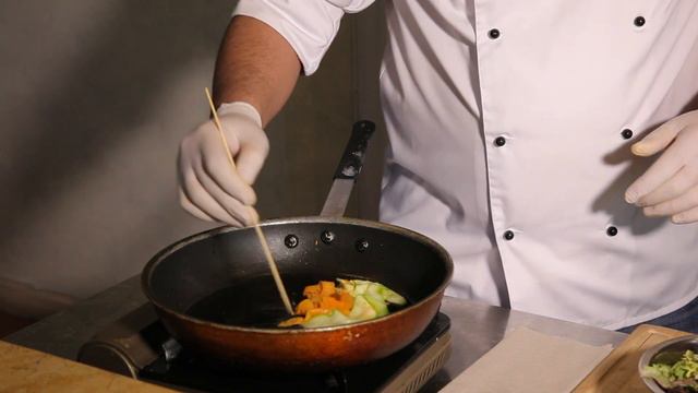 Форель з Тальятелле з овочами | Трофейний Рецепт №4 смотреть онлайн