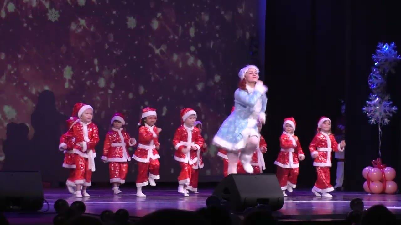 Новогодний замес 1ТВ Это новый год (17.12.2023) смотреть онлайн