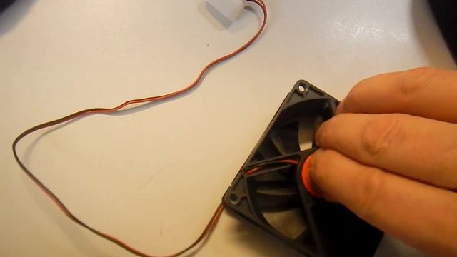 Не выкидывай старый компьютерный вентилятор сделай из него вечный двигатель. смотреть онлайн