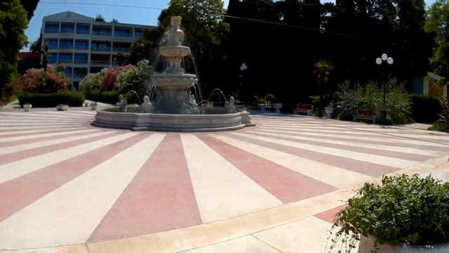 Городской пляж "Огонёк" в Адлере.Санаторий "Южное Взморье." смотреть онлайн