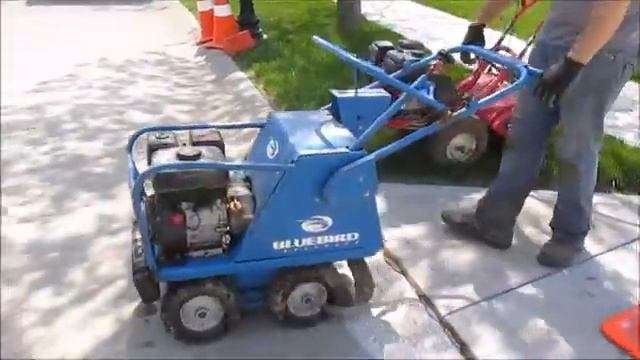 Blue Bird SC-18 sod cutter for sale | no-reserve Internet auction May 24, 2017 смотреть онлайн