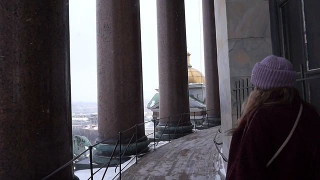 Колоннада Исаакиевского собора (26.02.23) смотреть онлайн