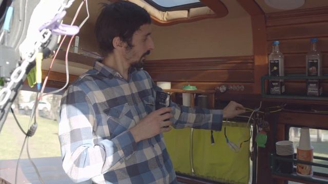 SHIKOBA REVIEW - Обзор на мобильную кофейню на базе Volkswagen Transporter T3 (typ259) смотреть онлайн