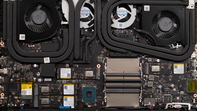 12th Gen Intel Core HX: Gaming Demo смотреть онлайн