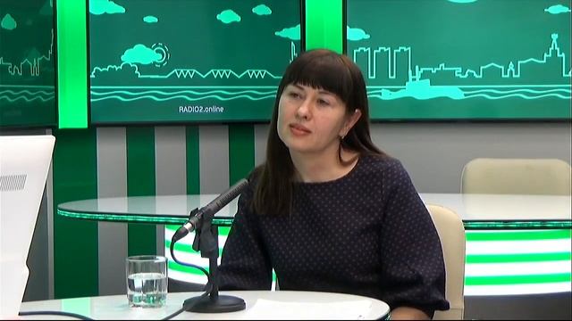 Гость на Радио 2 Елена Гладун, психолог Службы сопровождения замещающих семей смотреть онлайн