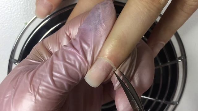 Cложная налипшая кутикула/ Простая коррекция ногтей гелем смотреть онлайн