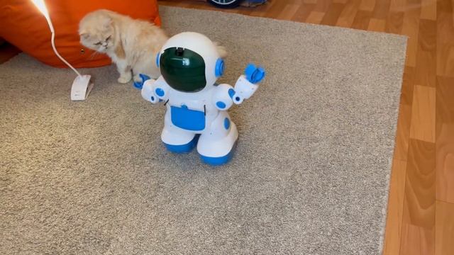 Робот Астронавт и робот собака/ОБЗОР игрушек роботов смотреть онлайн