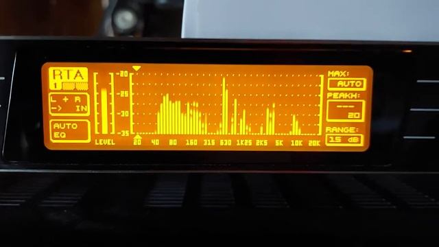 Behringer Ultra Curve Pro DEQ2496 Multi FX Signal Processor SpectrumAnalyzer With Parametric Wave4M смотреть онлайн