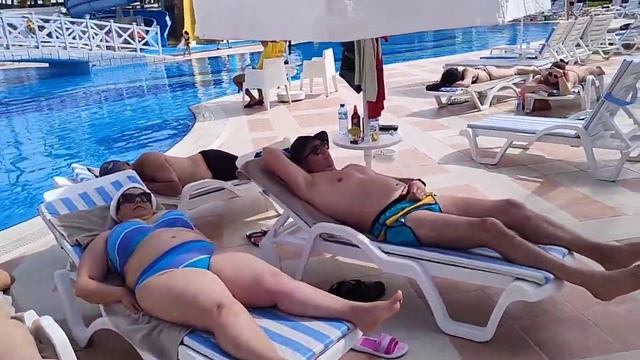 Holiday garden resort смотреть онлайн