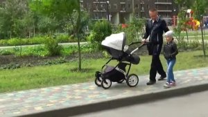 МАРГАРИТА хочет быть МАЛЕНЬКОЙ Лера ЖАДНИЧАЕТ Не поделили коляску