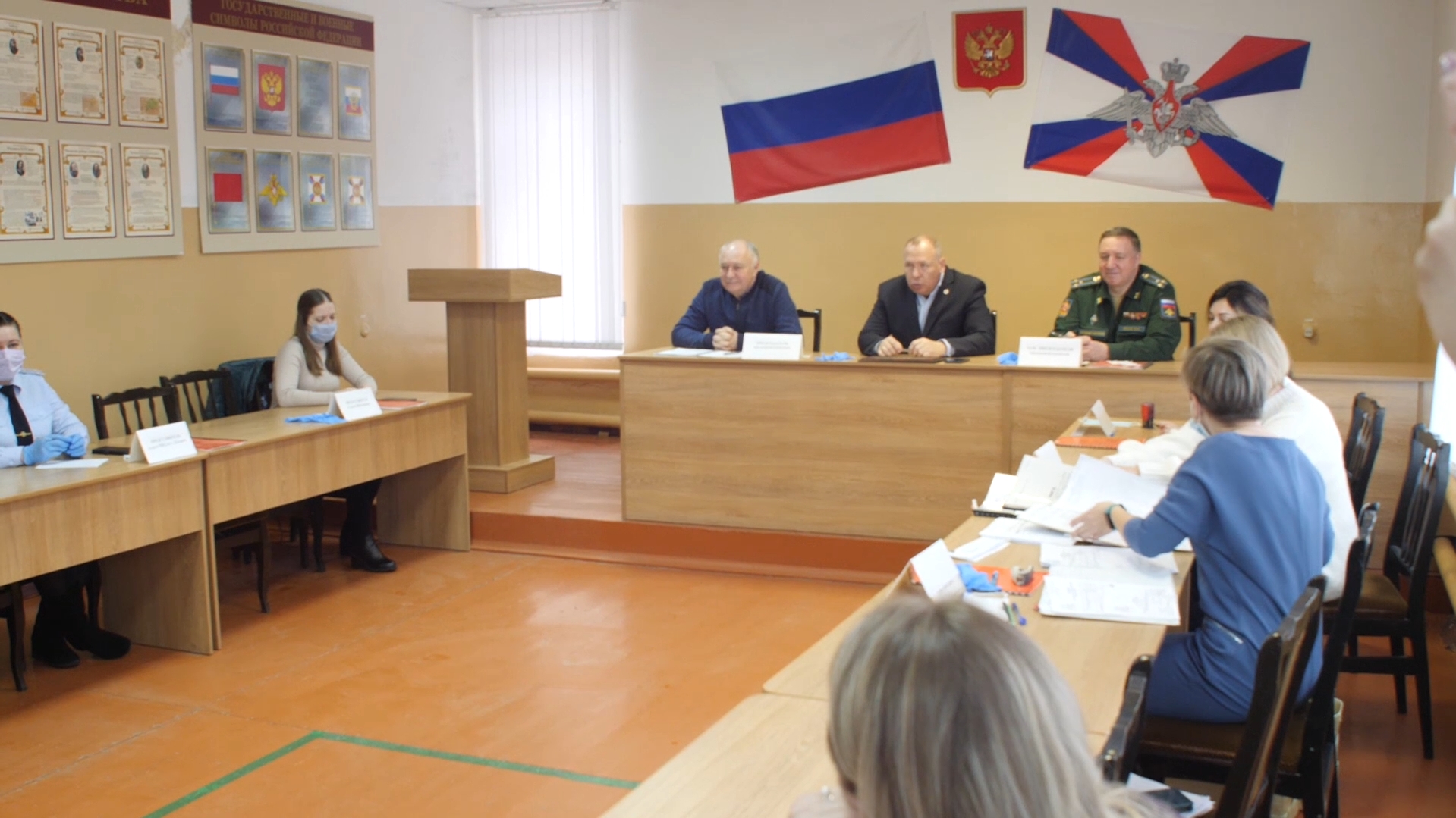 Служу России! В Котовске стартовала весенняя призывная кампания смотреть онлайн