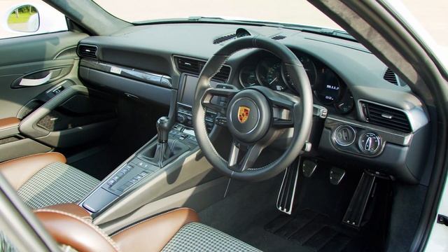 Porsche 911 R By Cottingham Blue Chip London смотреть онлайн