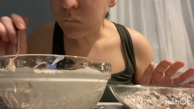 Крошка ассорти с пастой /ASMR/хруст мелом и глиной/Mukbang/Асмр смотреть онлайн