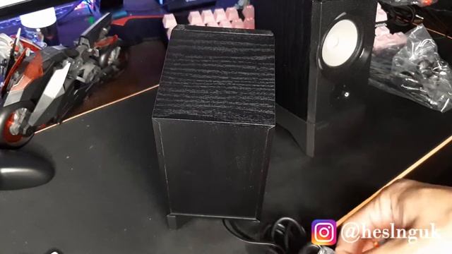 UNBOXING & REVIEW Speaker Edifier R19U vs NYK nemesis SP-N03 смотреть онлайн
