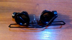 Увеличительные очки для работы с мелкими деталями - стереолупа.