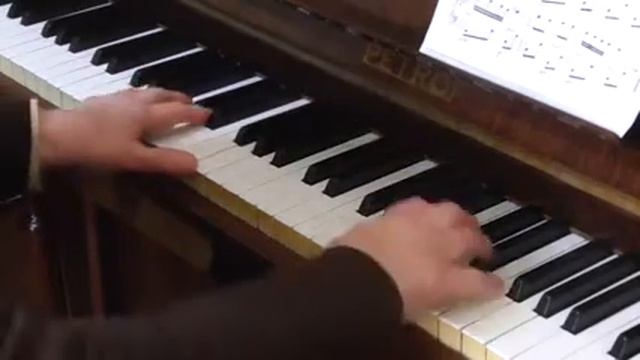 Разучиваем Казачёк-украинская песня.(из урока18)