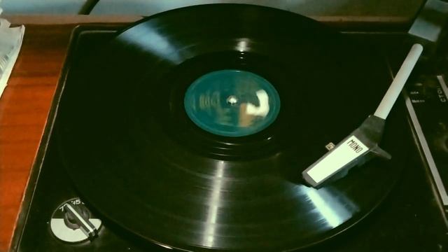 #NACHTS GING DAS TELEFON. -- Tango.( Kollo) ROBERT GADEN mit seinem Orchester. B.I.E.M. VICTOR смотреть онлайн