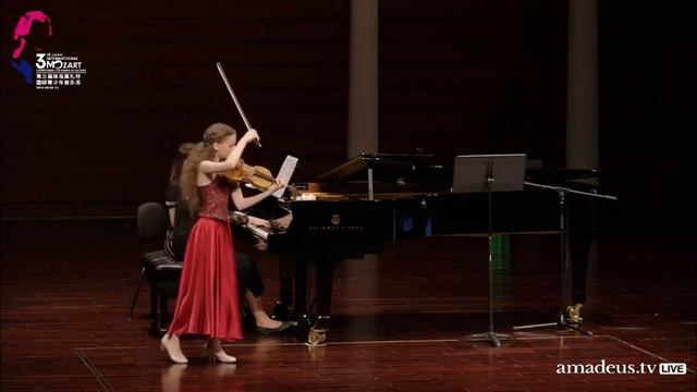 «Цыганские напевы» Сарасате исполняет Стефания Поспехина // “Zigeunerweisen” Sarasate смотреть онлайн