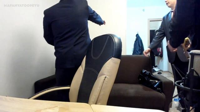 ИРЛ СВИДАНИЕ С ГОПНИКОМ / ЖЕСТКИЙ ПРАНК С ПОЛИЦИЕЙ @MafanyaRofls смотреть онлайн