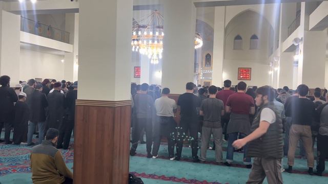 Послушайте успокаивающее чтение Корана Сиратуллох Раупов. Сура Ар-Рахман. Дагестан. Уллубий аул смотреть онлайн