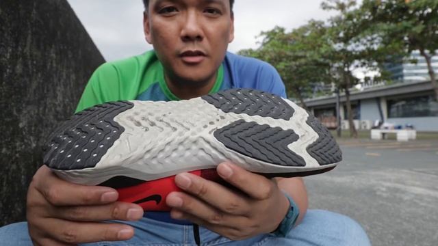 Nike Odyssey React 2 Flynit Running Review смотреть онлайн