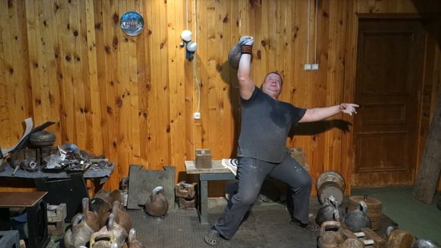 65,5 KG KETTLEBELL SNATCH SEATED 5 REPS РЫВОК ГИРИ 65,5 КГ СИДЯ 5 РАЗ смотреть онлайн