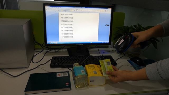 Luckydoor K-216 1D Laser Wired Barcode Scanner Test Video смотреть онлайн
