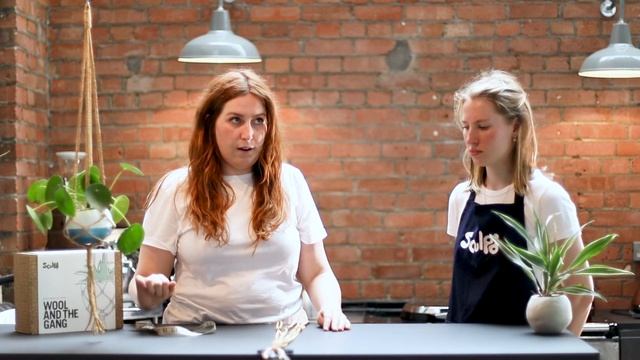 DIY Macrame Plant Hanger Tutorial | Sculpd x Wool and the Gang | Easy Step by Step Tutorial смотреть онлайн