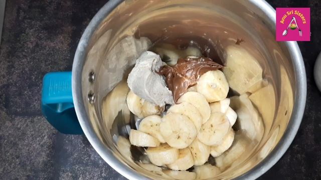 Delicious Milkshake / Banana Milk Shake / Milkshake Easily At Home  / Chocolate Flavoured Milkshake