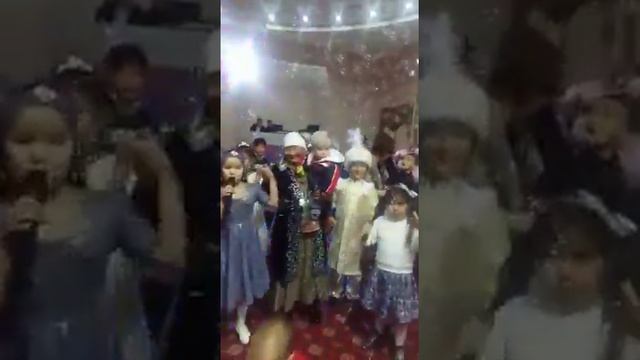 8 летняя девочка смотреть онлайн