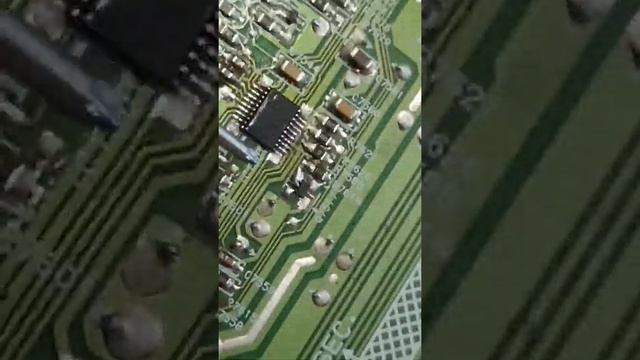 LC-32D44RU-GY снятие защиты инвертора. Переделка на led подсветку смотреть онлайн