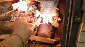 Камин без копоти. Копится стекло? Учимся правильно разжигать чугунную топку со стеклом.