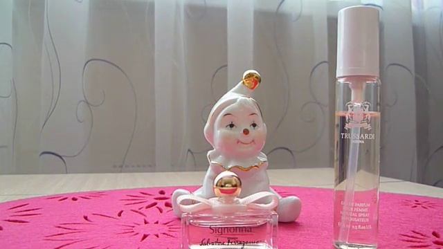обзор парфюмов - SIGNORINA Salvatore Ferragamo и  TRUSSARDI DONNA 2011 Trussardi