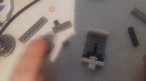 Как сделать запускалку из лего для бейблейд