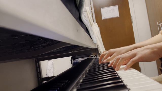 J.S. Bach: French Suite No. 2 - I. Allemande, FP-30X Piano смотреть онлайн