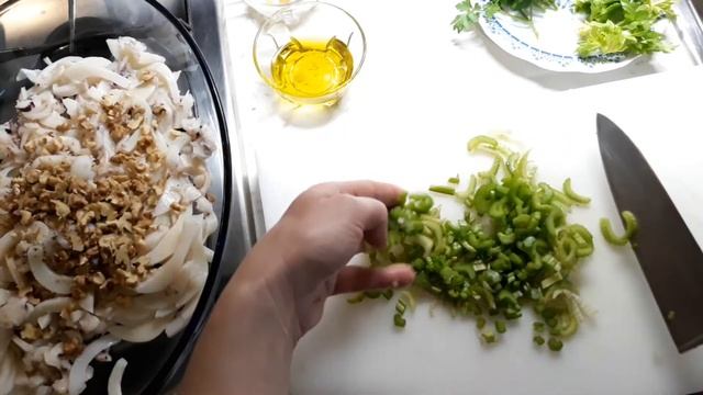 Insalata Di Seppie Con Noci / Салат из каракатицы и грецкими орехами